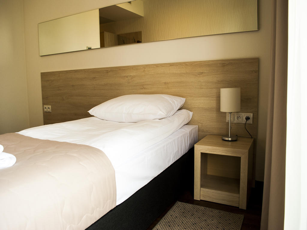 Hotel Uniejów Uniejow Quarto foto