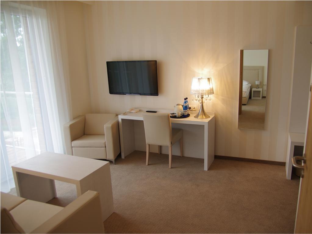 Hotel Uniejów Uniejow Quarto foto
